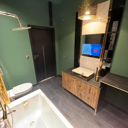 Darkhouse Pink Łódź