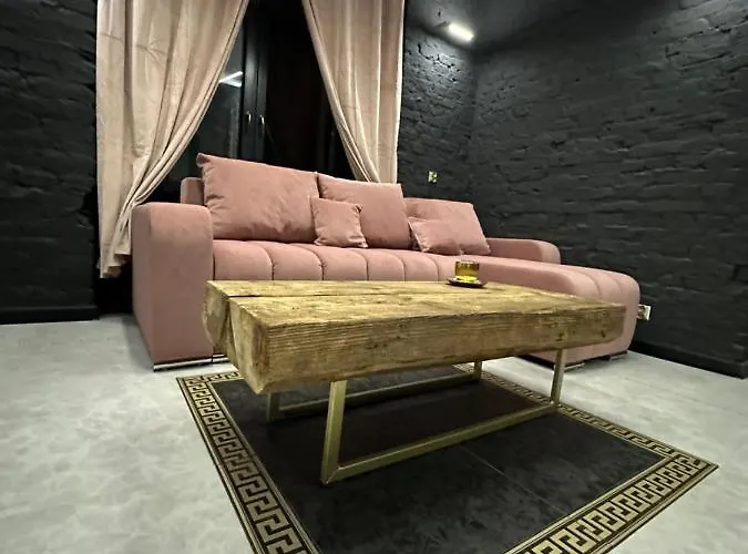 Lägenhet Darkhouse Pink