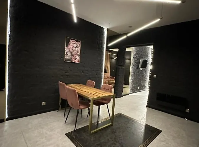 Lägenhet Darkhouse Pink Łódź