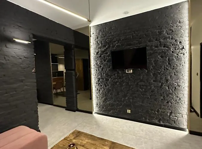 Darkhouse Pink Lägenhet Łódź